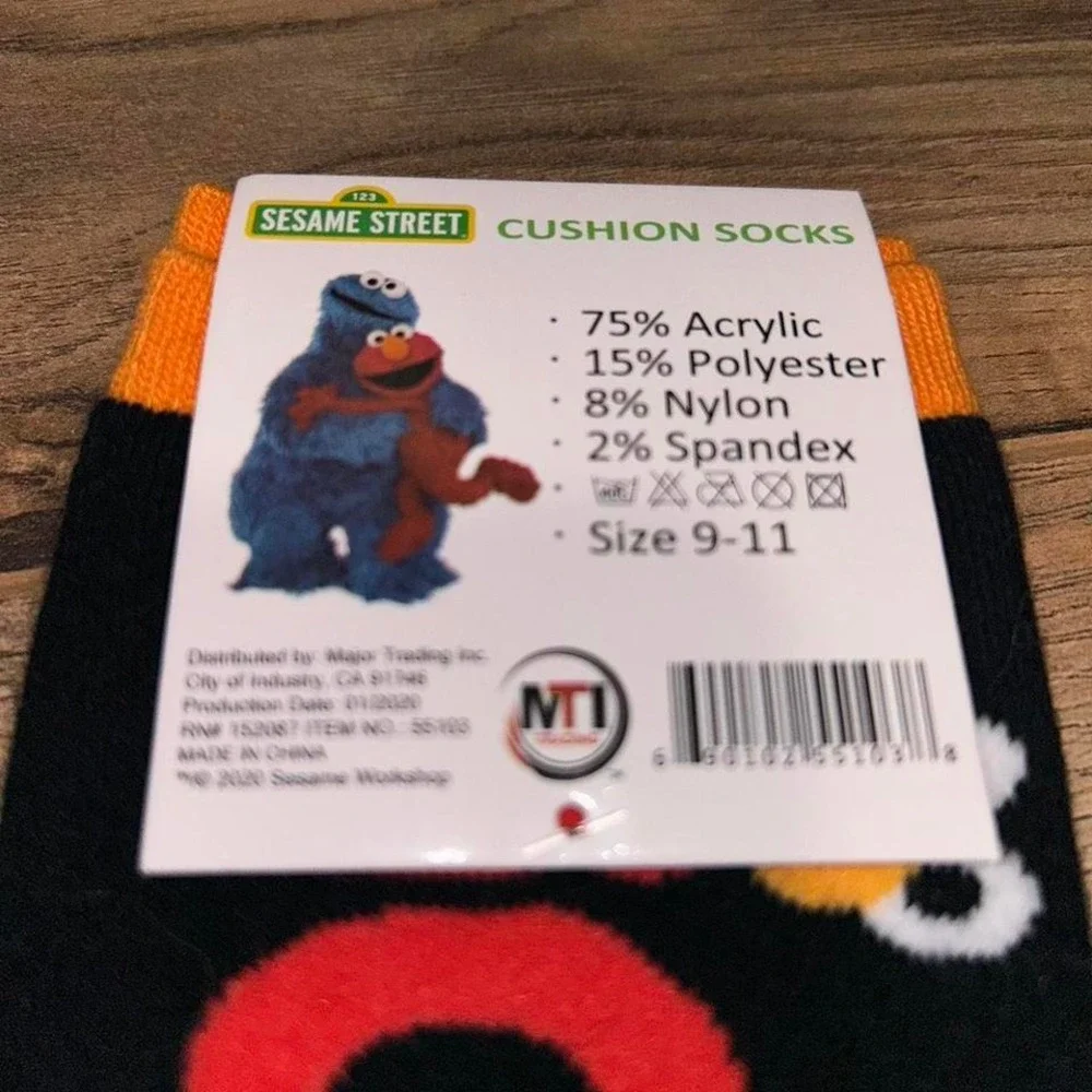 Sesame Street Tickle Me Elmo Cushion‎ Socks, Size 9-11
